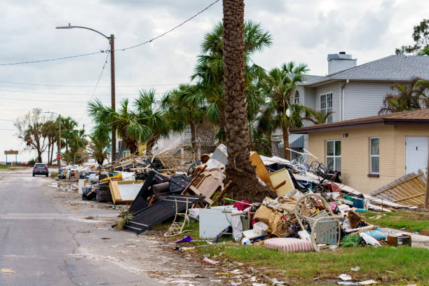 Mistakes Sarasota Homeowners Make When Filing Hurricane Damage Claims in Sarasota, Florida